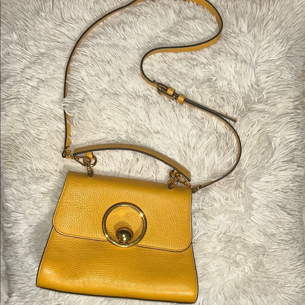 ✨Coccinelle Pebbled Leather Handbag/Crossbody✨NWT $365 - Picture 1 of 9